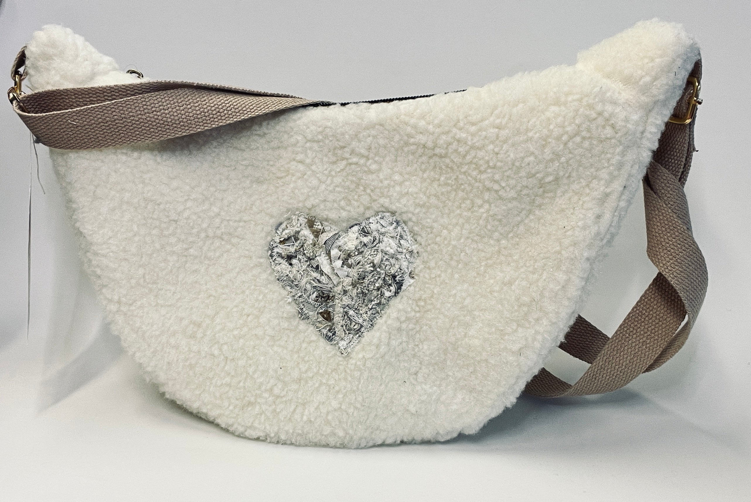 Sac demi-lune petit mouton