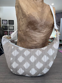 Sac demi-lune crème