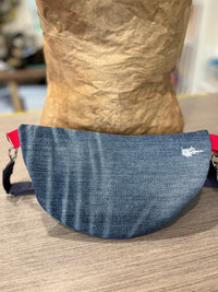 Sac banane envolée au coeur des fraises
