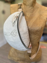 Sac banane cerf et feuilles