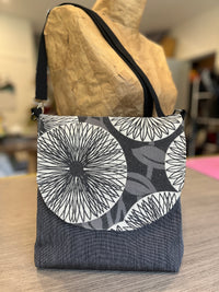 Sac messager à rabat interchangeable gris
